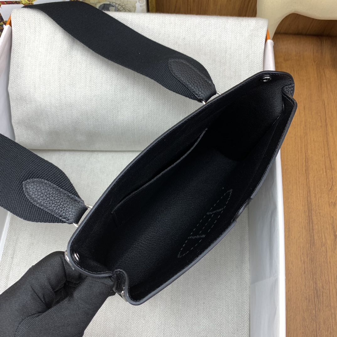 에르메스 비드포쉬 백 토고 누아